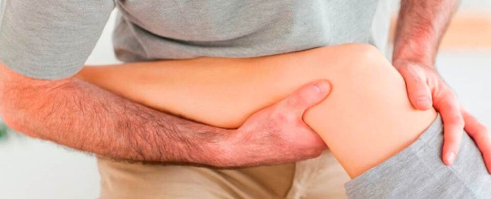 esame dell'articolazione del ginocchio per il dolore