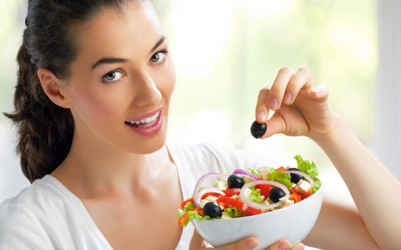 insalata di verdure a dieta per osteocondrosi cervicale